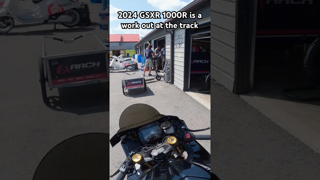 2024 GSXR 1000R at the track ! It’s a work out stay in shape! 