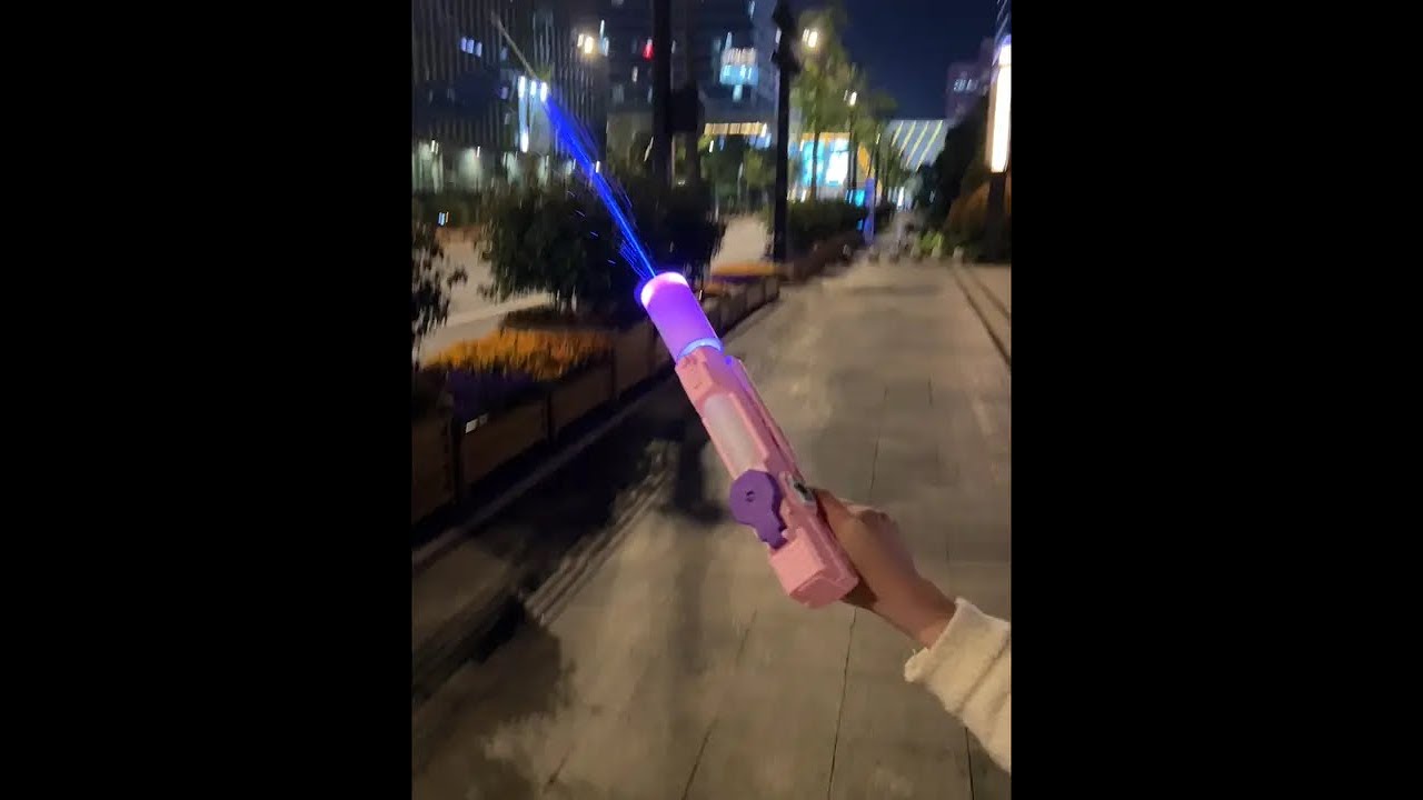 Who would refuse an electric water gun? It's so fun! 