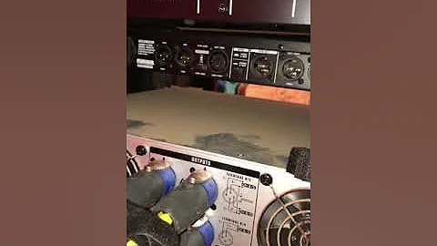 How to connect amp to crossover and amps