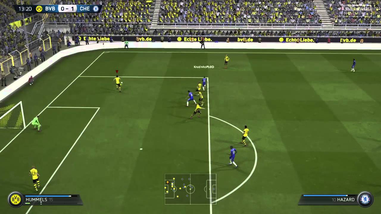 FIFA 15 Handball foul spotted o YouTube
