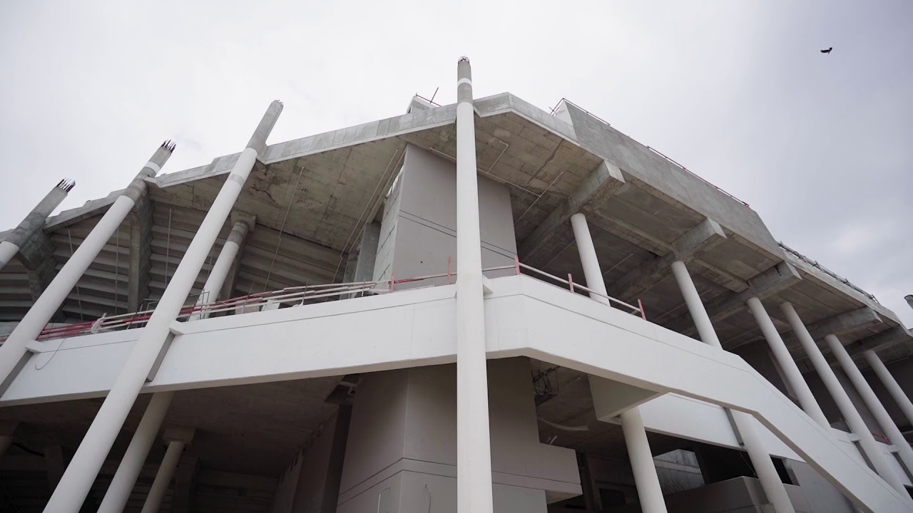 שיפוץ איצטדיון בלומפילד, בהילוך מהיר