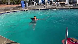 VACTIONING CAMPLAND RELAXING AND SWIMMING IN CAMPLAND POOL INJOYING MYSELF