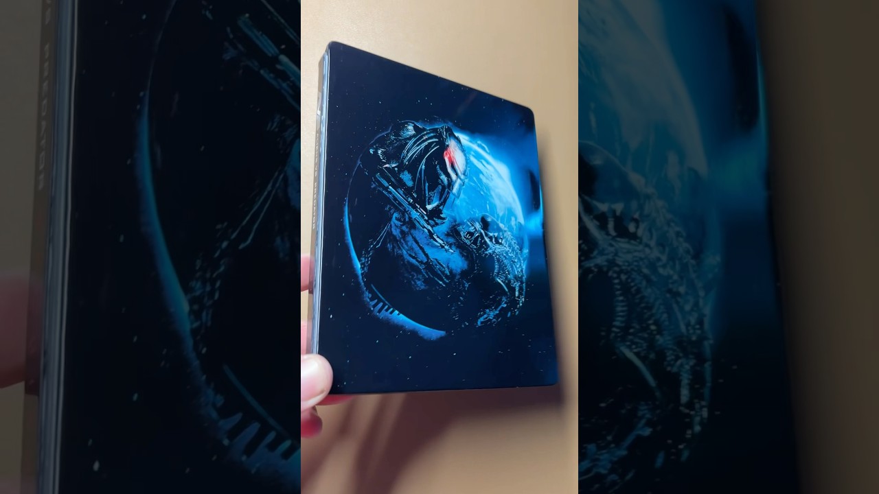 Custom Steelbook “ALIENS VS PREDATOR: REQUIEM” by @mastersofsteel (insta) 