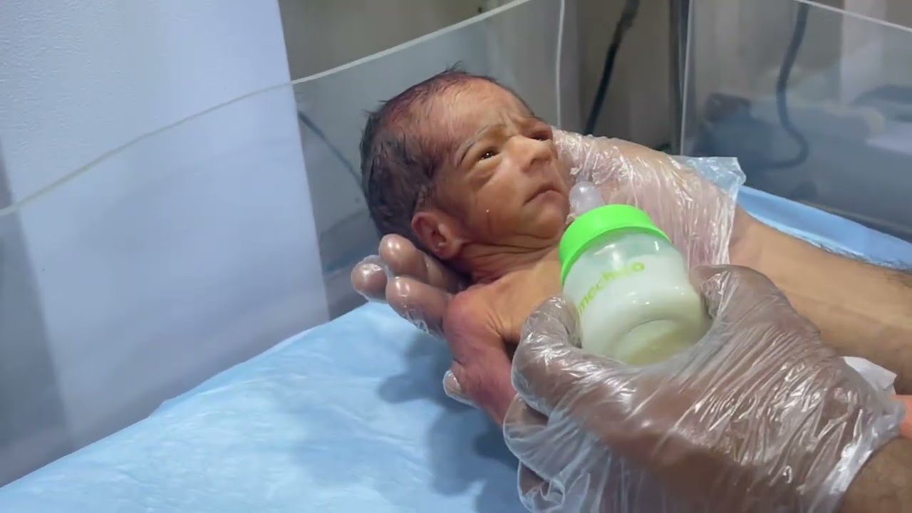 Cleaning Adorable Premature Twin Tiny Babies 🧼👶👶🤍 | Gentle Preemie Care #PrematureBaby #TwinBabies 