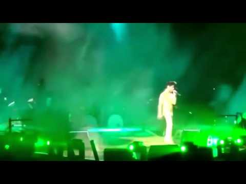 Prince Kicked Kim Kardashian Off The Stage In 2011 remember this