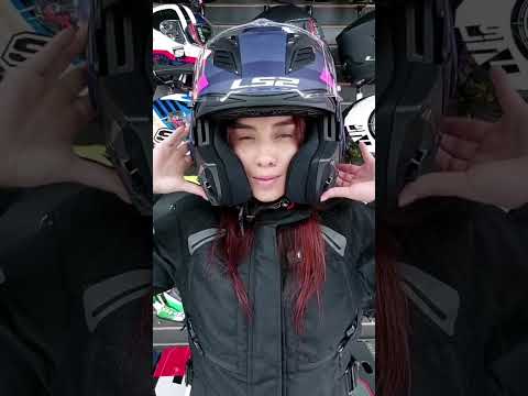 خوذه فظيعة للموتسيكلات   