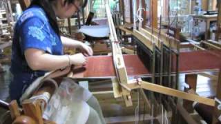 Making Kihachijo, the infamous handwoven silk of Hachijojima