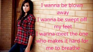 Video thumbnail of "Beautiful-Megan Nicole-Lyrics"