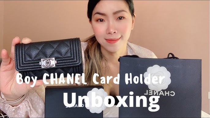 Unboxing time again - late 21b chanel 19 card holder 