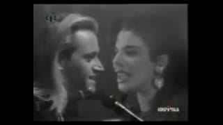 Video voorbeeld van "Amedeo Minghi & Mietta -  Vattene amore (video ufficiale)"