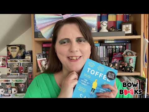 Toffee (Sarah Crossan) - a bow books review (content warning in description)
