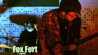 Fox Fort - Full Performance (live on Find That Stage)