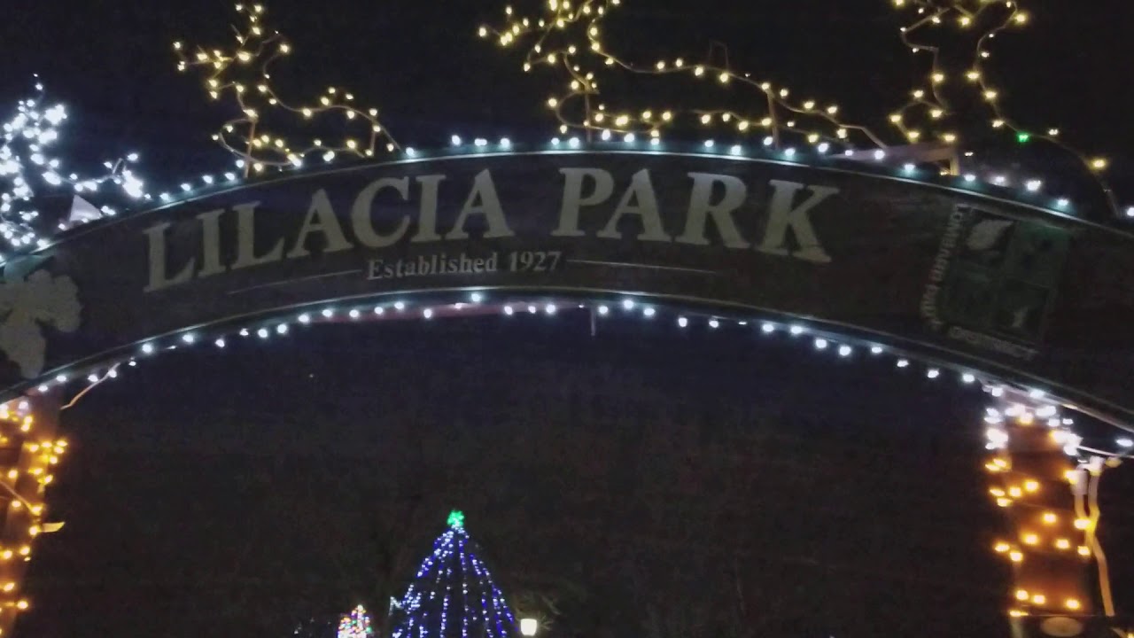 Lilacia Park Holiday Lights Lombard, IL 123119 YouTube