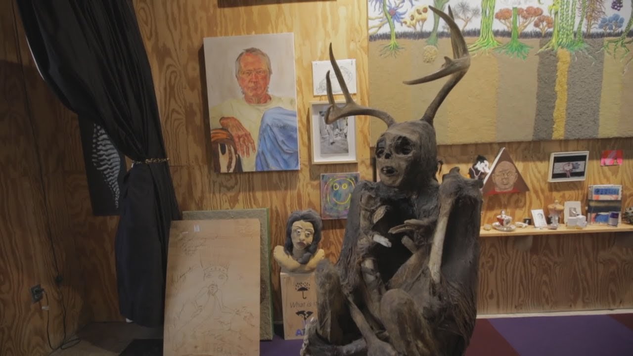 Кто использует прах людей для искусства? - YouTube