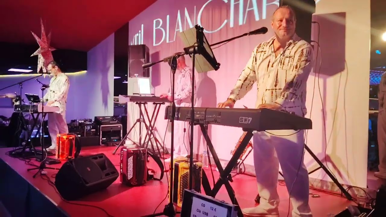 Les 3 Frères BLANCHARD enflamment le Looping de Saint Désert (71) Dimanche 15 Décembre 2024