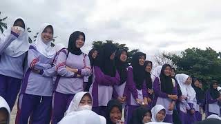 gadis Malaysia di nyanyikan Angga Lida di sma N 1 muara pinang