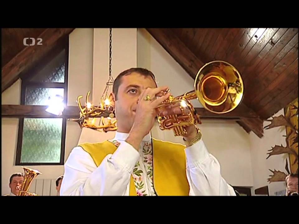 Vlado Kumpan Egg dance