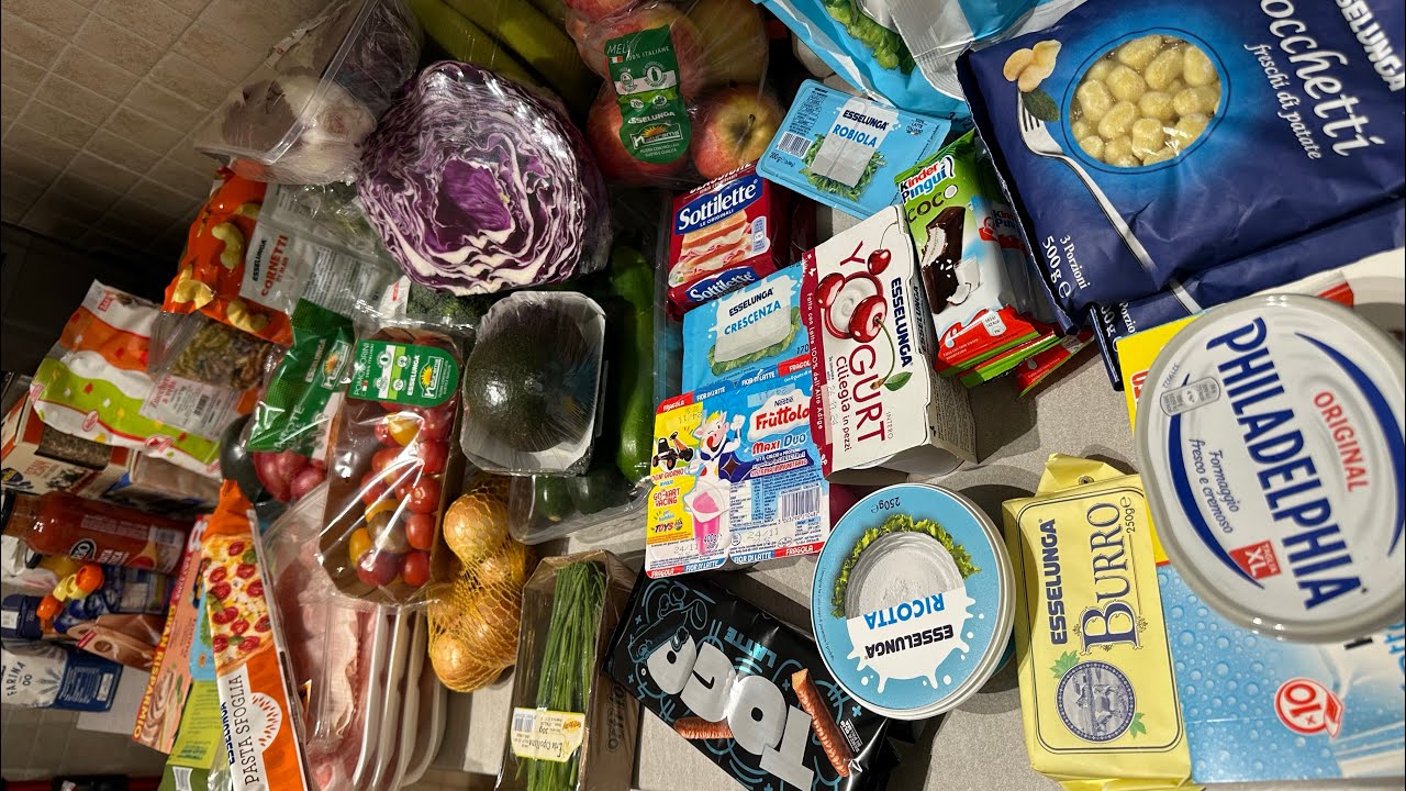 SVUOTA LA SPESA 🥫🧀🧅🥦🍅🍌🍏🍗🍳
