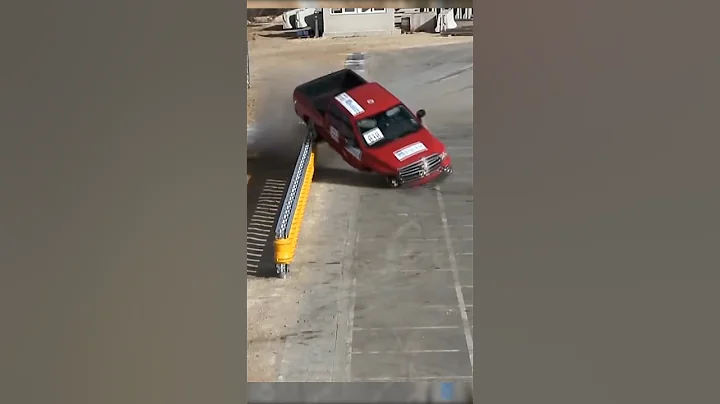 Rolling Barrier System Crash Test 😱 #shorts #safety #technology - DayDayNews