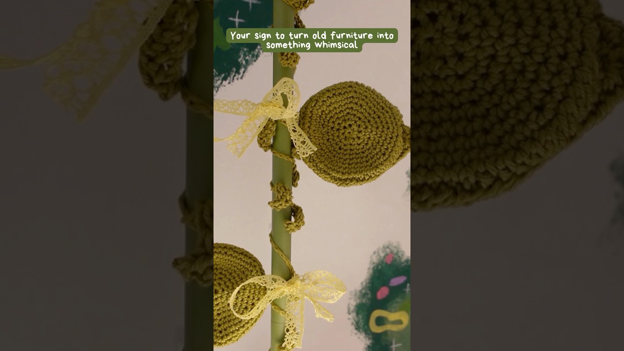 Flower lamp upcycle💐 See the in depth vlog on my channel! #whimsical #thriftflip #upcycle #fairycore