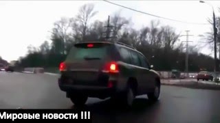 Подборка самых неожиданных маневров на дороге