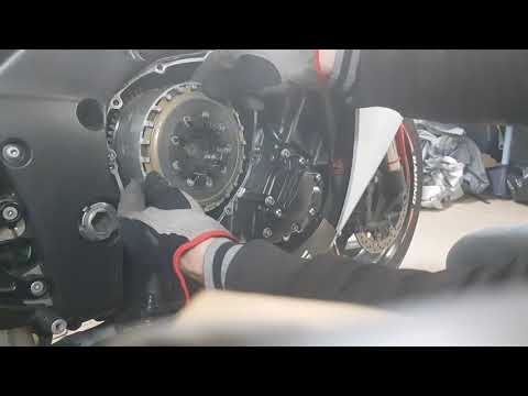 Yamaha R1 09-14 Clutch basket free play
