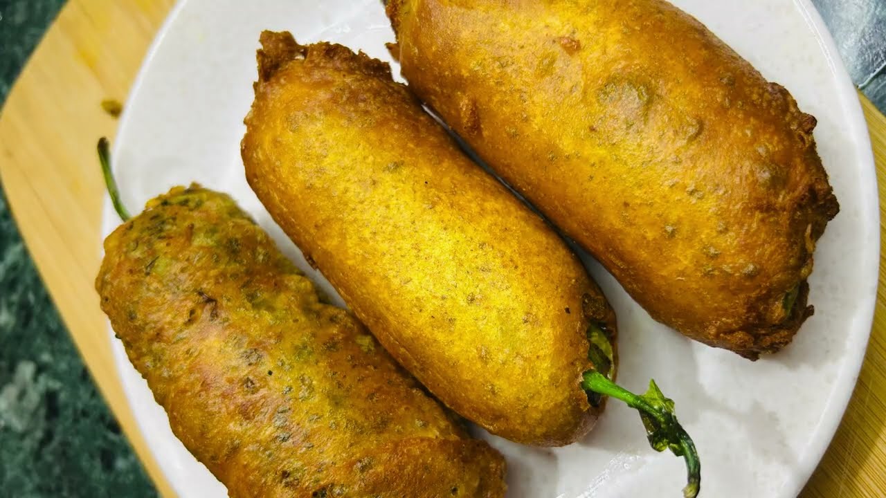 Crispy Mirchi Wada Recipe | Perfect Tea Time Snack | Indian Street Food