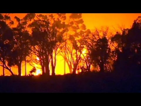 Avustralya'da Yangın Tarihi Kentin üçte Birini Yok Etti