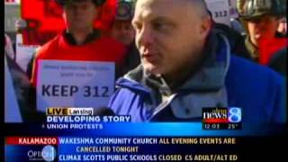 Unions continue Lansing protest