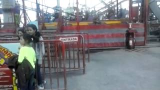 Montaña rusa iglesia bello horizonte