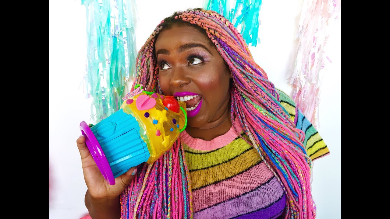 Tasselfairy Toy Surprise: Squinkies Cupcake Surprise Bake Shop