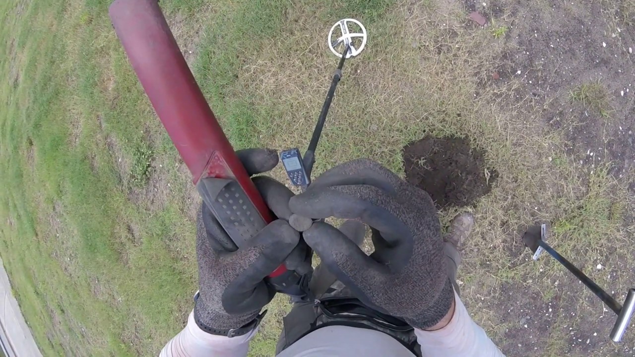 Detecting Savannah Episode 33- Eagle Shako Hat Side Insignia