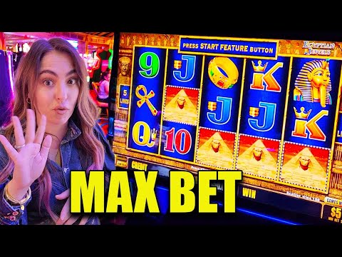 OMG!! I WON A HUGE 8X MULTIPLIER On Dollar Storm!!!