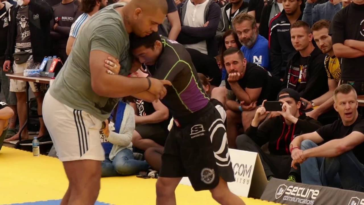 King Of The Beach Nogi Grappling Final Open Class: 60 Kg Vs 120 Kg