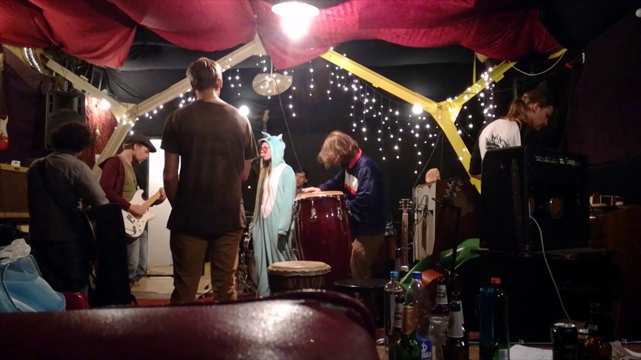 same night with late guests