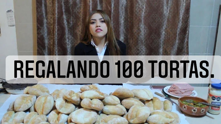 Nury Navarro REGALANDO 100 TORTAS afuera del hospital.