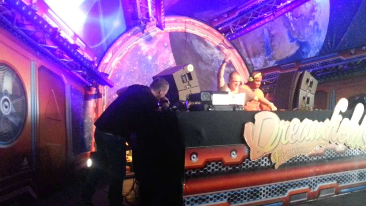 Titan vs. Zany @ Dreamfields 2013 - MC: Da Syndrome - zweiter Teil