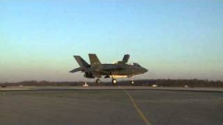 F-35B test aircraft BF-02 accomplishes its first vertical landing