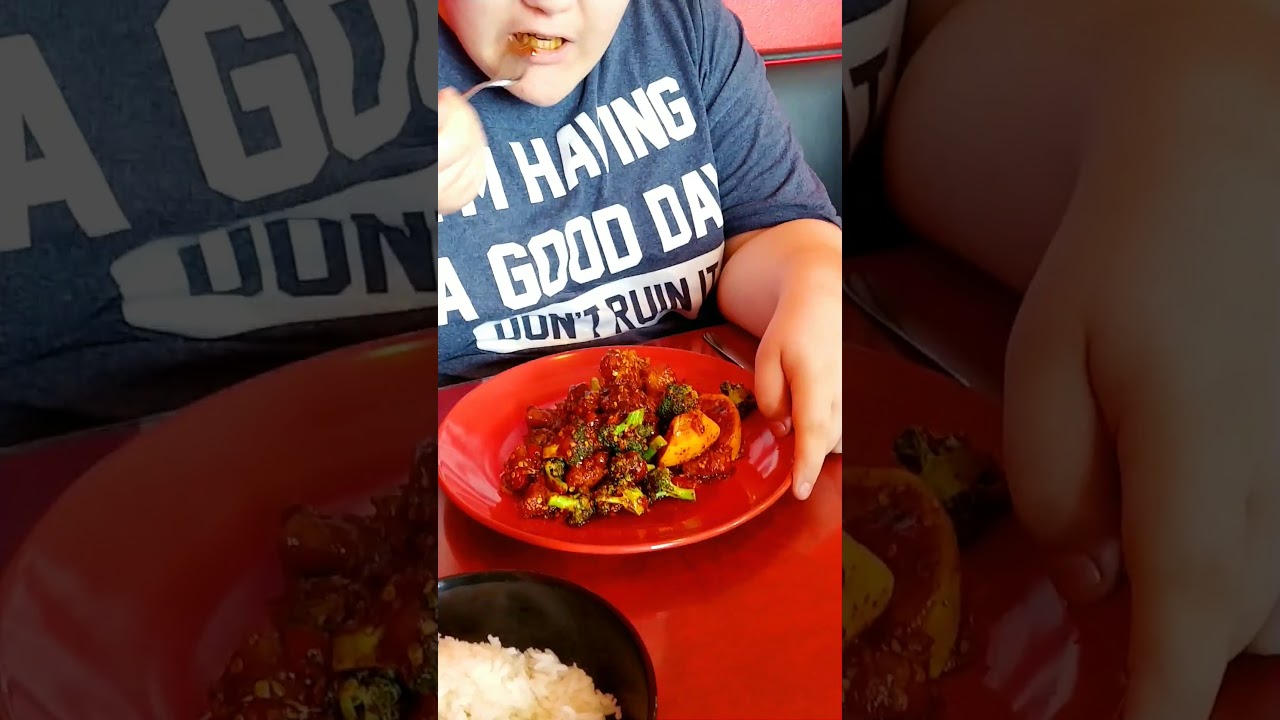 eating hot spices without a flinch - YouTube