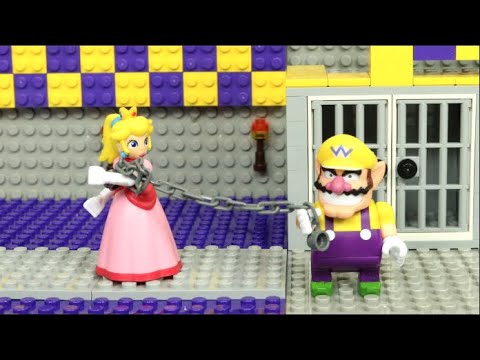 Princess Peach Captured By Wario! [LEGO STOP MOTION]