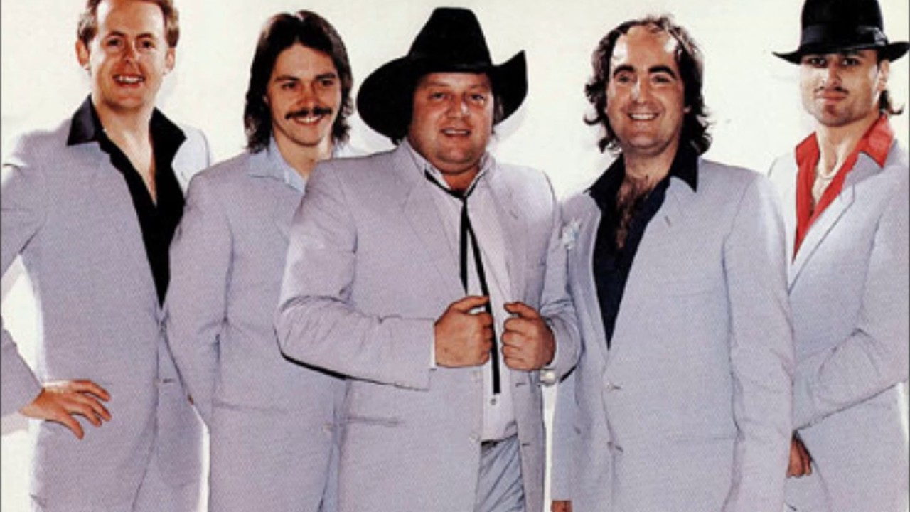 Old Flames Can t Hold A Candle To You YouTube old-flames-can-t-hold-a-candle-to-you-youtube