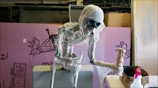 Blanck Mortuary Leering Larry prop