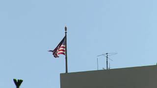 Old  Canon SX700  Zoom Test on flag = OK.