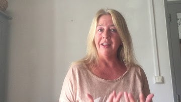 Jo Corrigan- Native English Language Tutor by Skype at Lonet.Academy