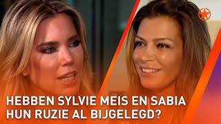 Download Lagu 😱 De PLAAGGEEST van SYLVIE MEIS, SABIA BOULAHROUZ weer in OPENBAAR VERSCHENEN 😱 | SHOWNIEUWS MP3 Download Lagu 😱 De PLAAGGEEST van SYLVIE MEIS, SABIA BOULAHROUZ weer in OPENBAAR VERSCHENEN 😱 | SHOWNIEUWS MP3