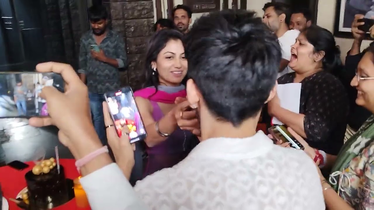 #kaise mujhe tum mil gaye celibrate amruta brith day on set