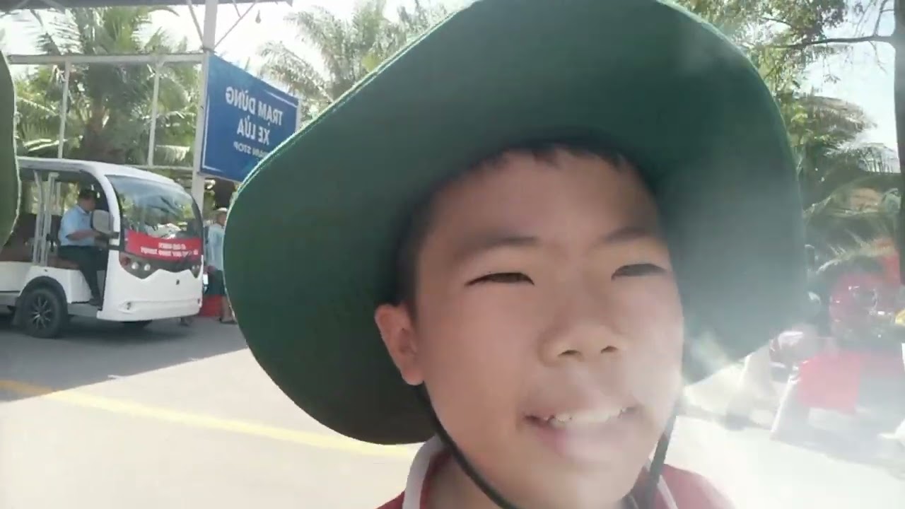 Từ Sài Gòn Đi Khu Du Lịch Đại Nam Bằng Xe Bus Như Thế Nào? Review Giá Vé, Biển Nhân Tạo, Safari