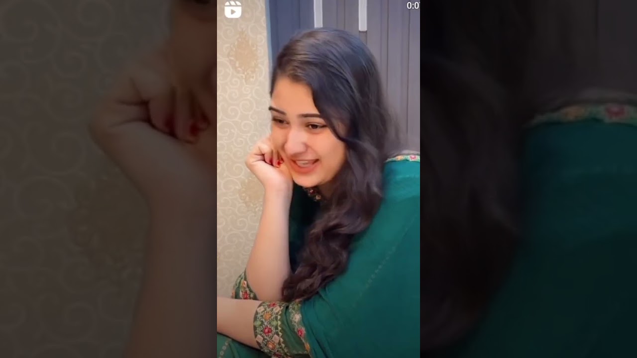 Madam ji aap bahut sundar ho 