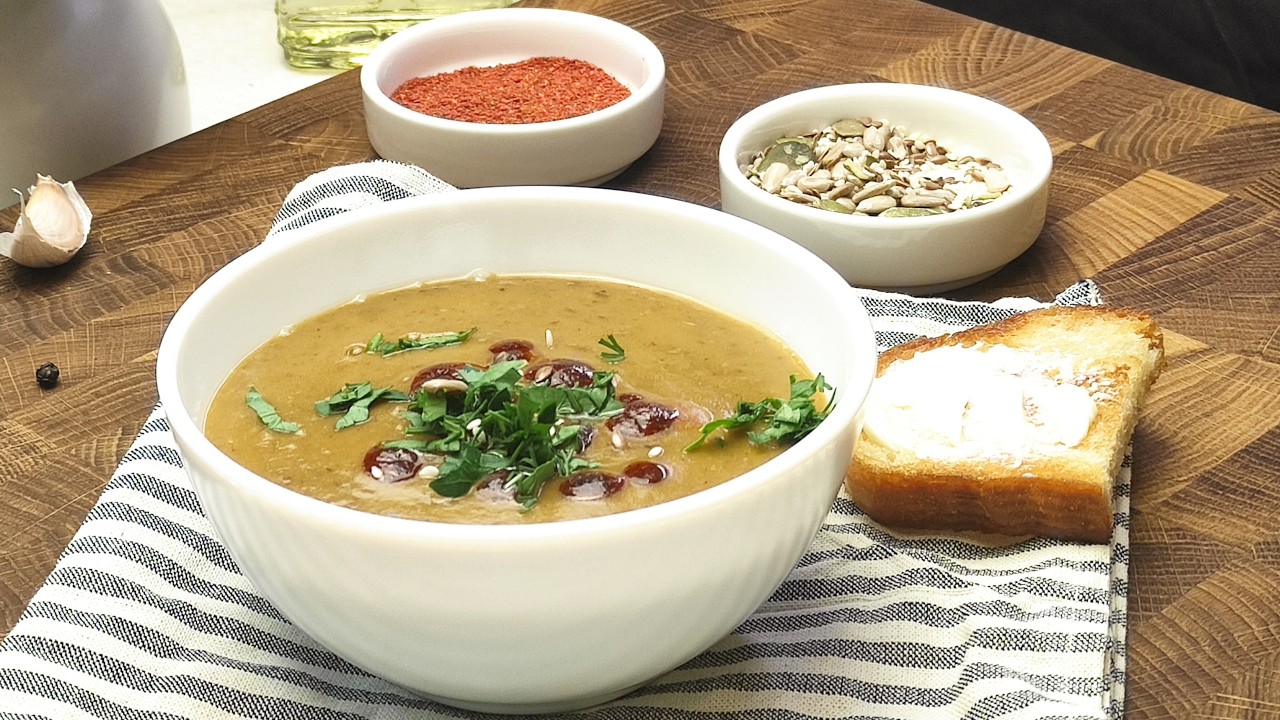 [В реальном времени] Бархатистый суп из красной чечевицы с пряным маслом | ASMR