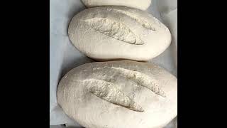 Pane Con Farina Di Semola Rimacinata Prima Di Essere Infornato